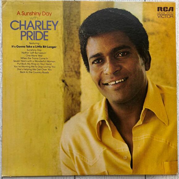 Vintage 1972 A Sunshiny Day with Charley Pride Vinyl Album RCA Stereo Records - Picture 1 of 7